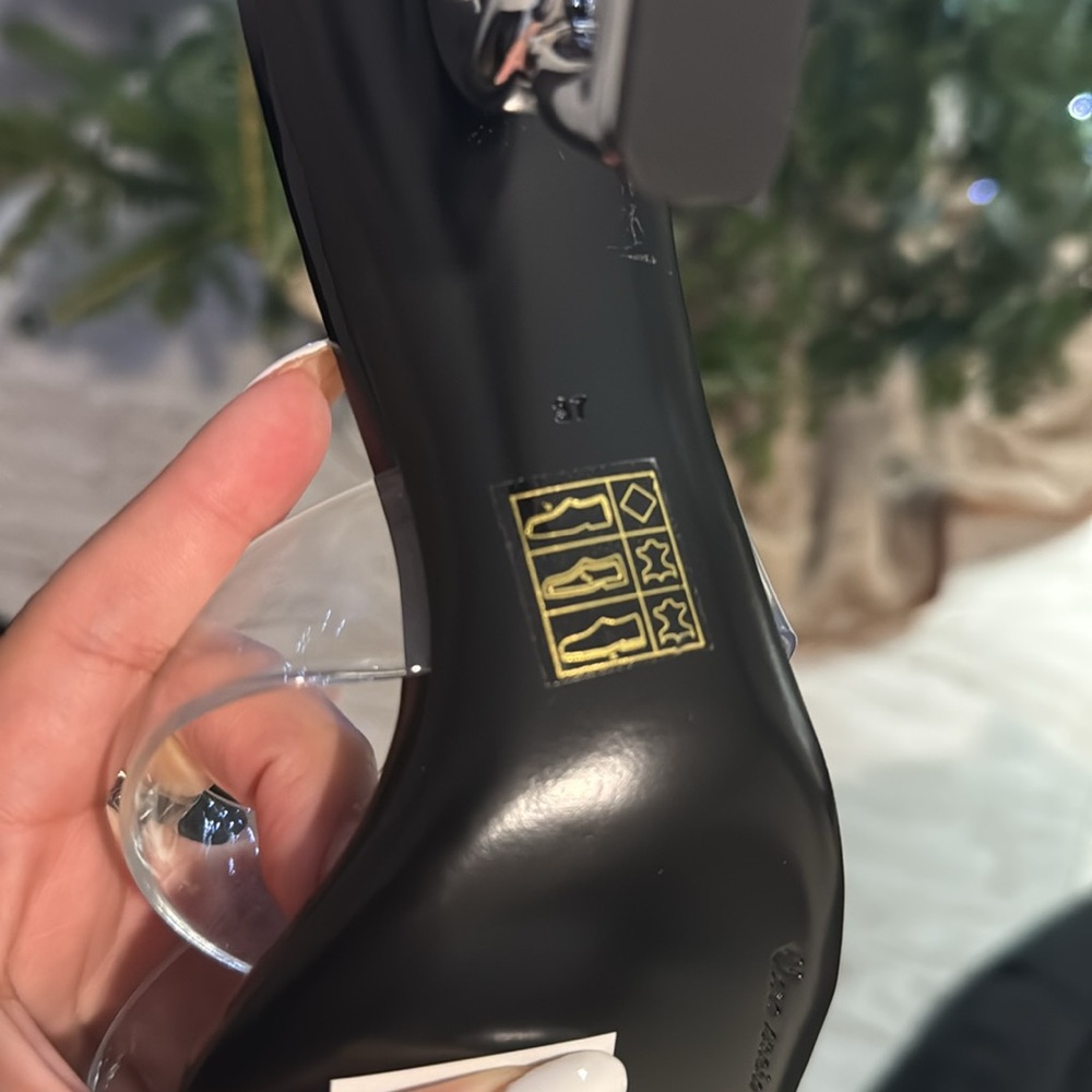 Dolce and gabbana heels - Picture 4 of 7